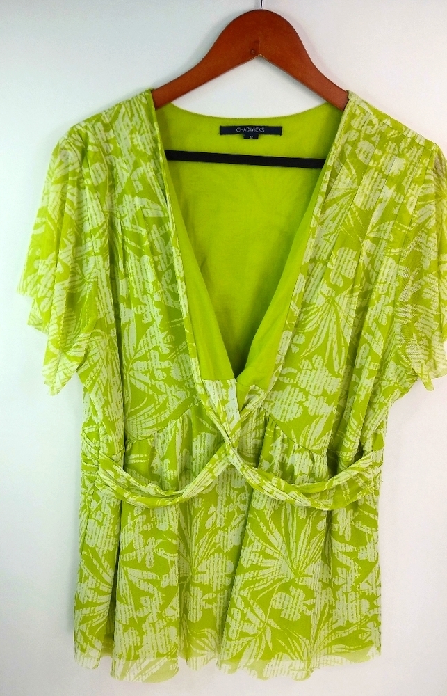 Chadwicks 1X Lime White Floral Lined Top Plus